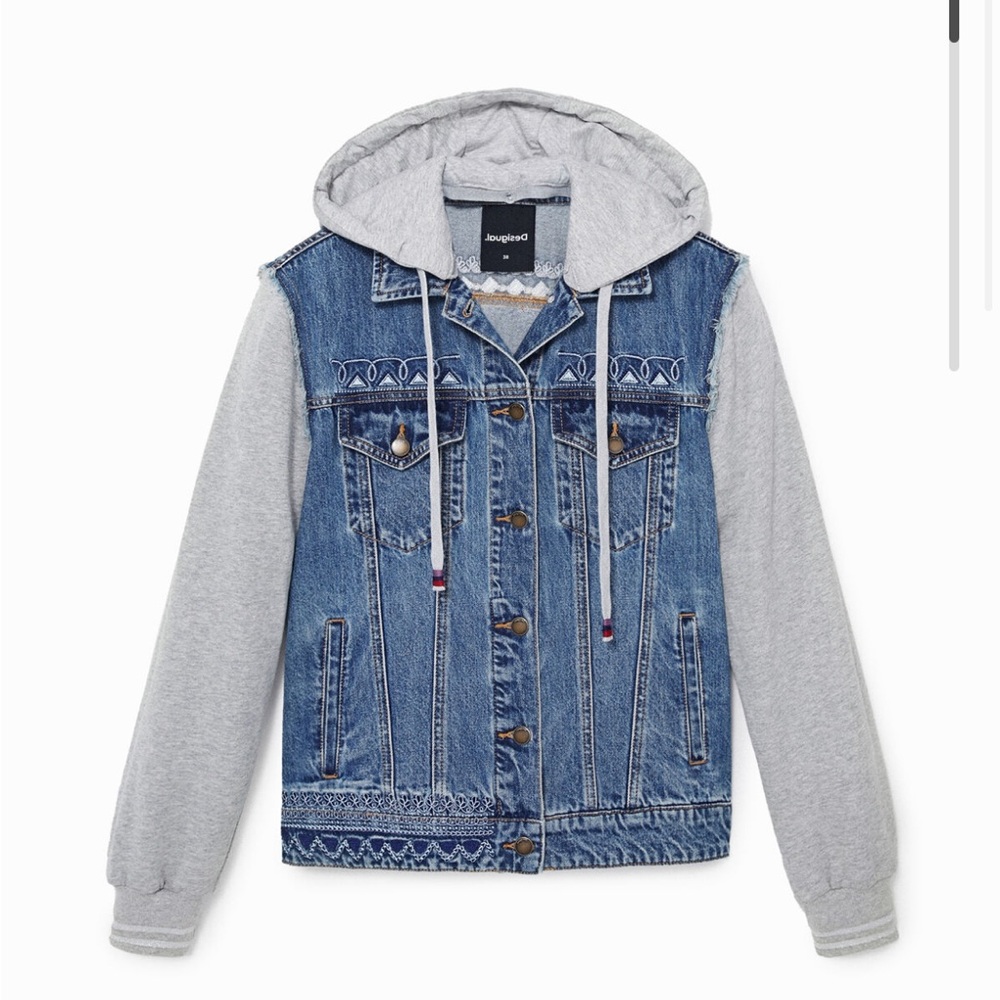 NWOT Sold out Desigual Denim Jacket with removable Gray Hood